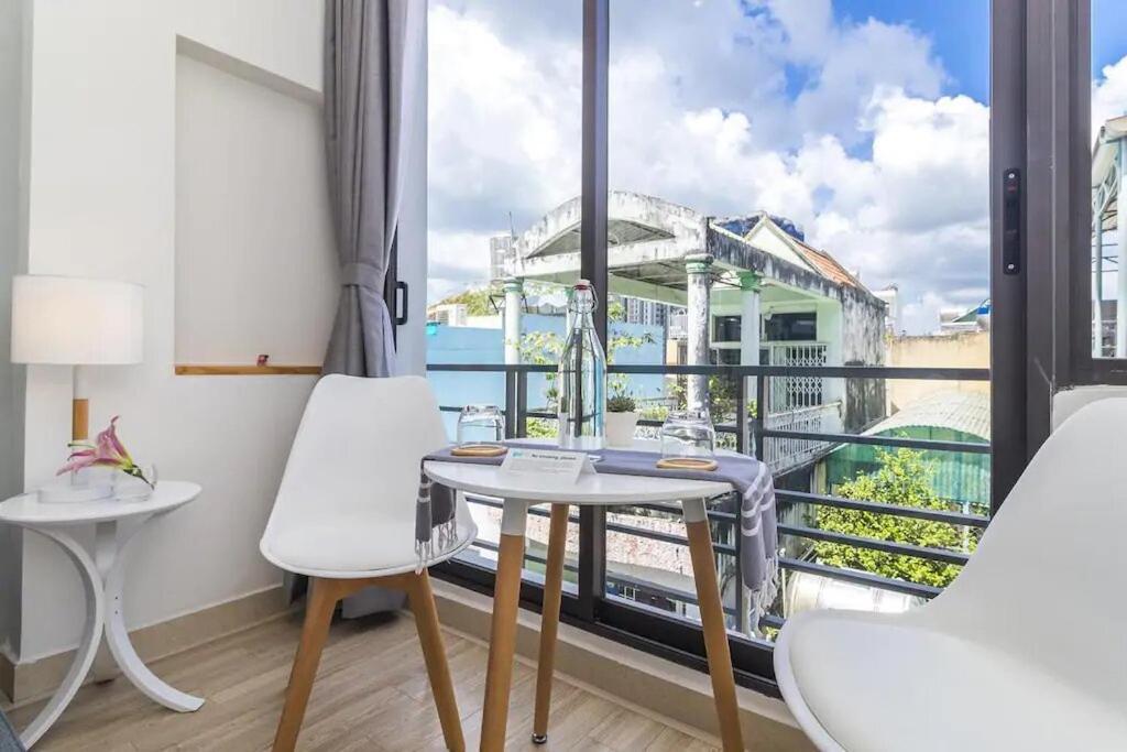 Cozrum Homes Delightful Corner Хошимин Экстерьер фото