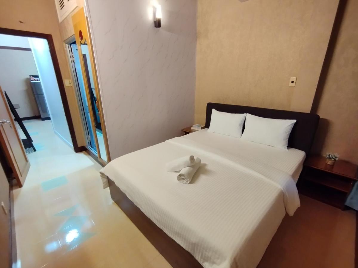 Cozrum Homes Delightful Corner Хошимин Экстерьер фото
