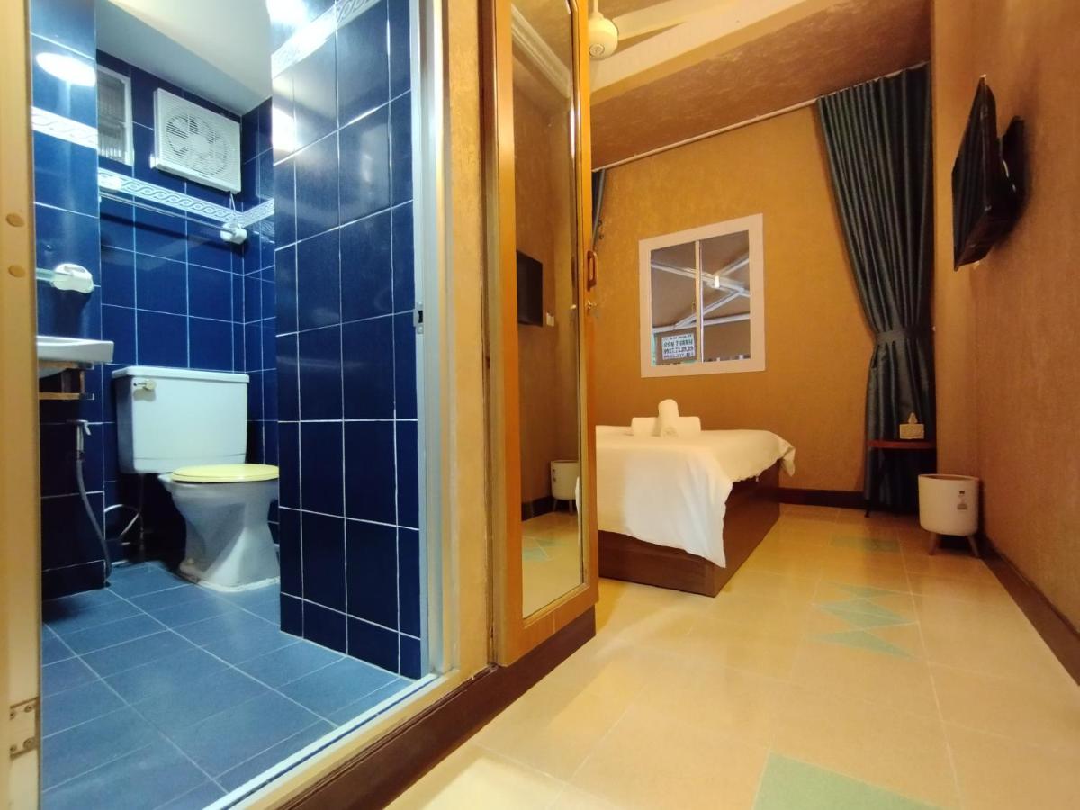 Cozrum Homes Delightful Corner Хошимин Экстерьер фото